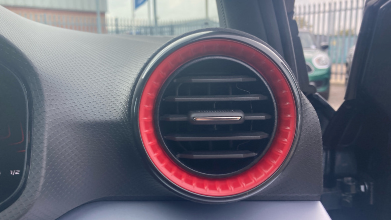 SEAT Arona 1.5 TSI 150 FR 5dr DSG Petrol Hatchback